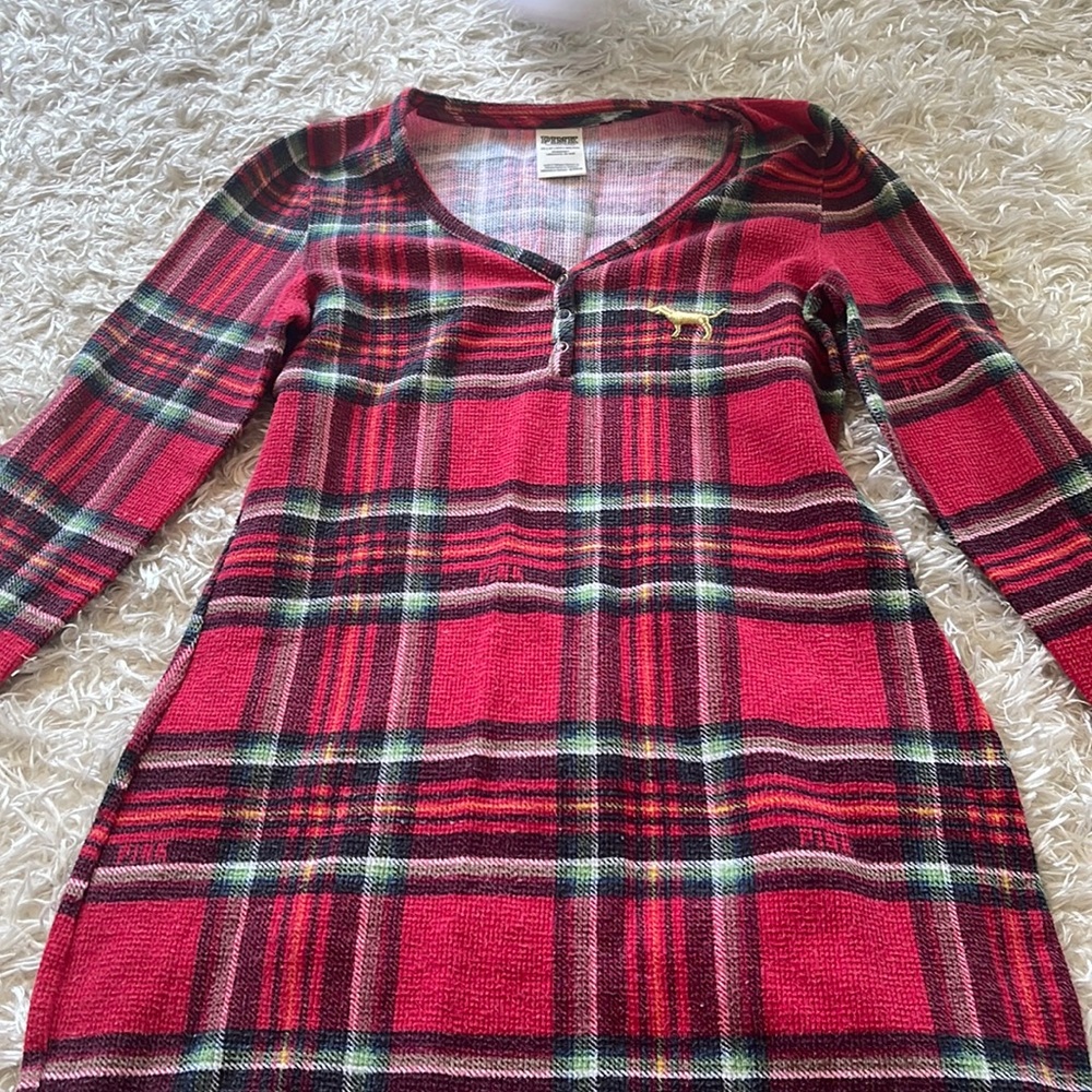 Victoria secrets night gown